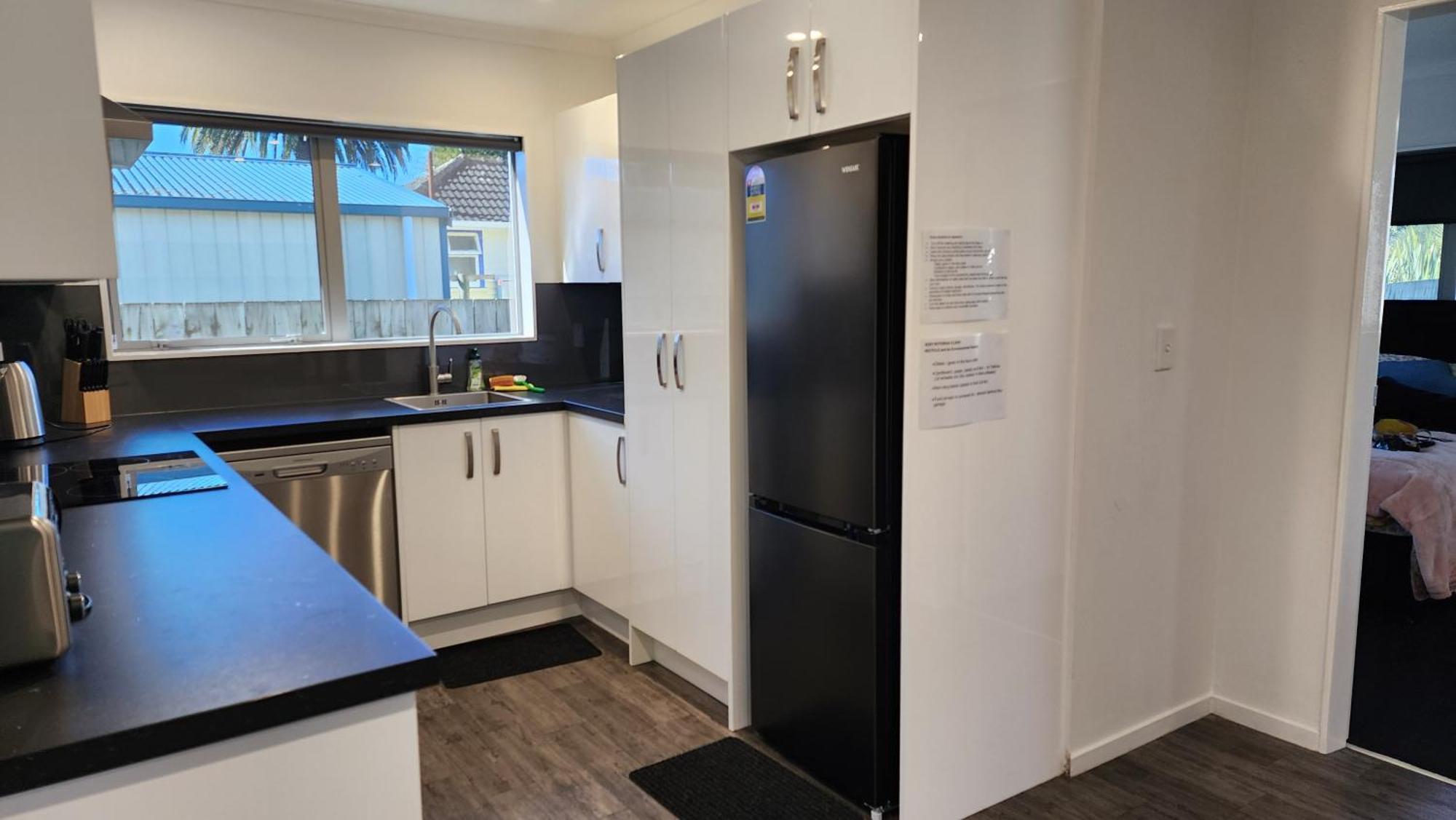 Oaktree Entire Holiday Home, Sleeps 8 To12 Rotorua Bagian luar foto