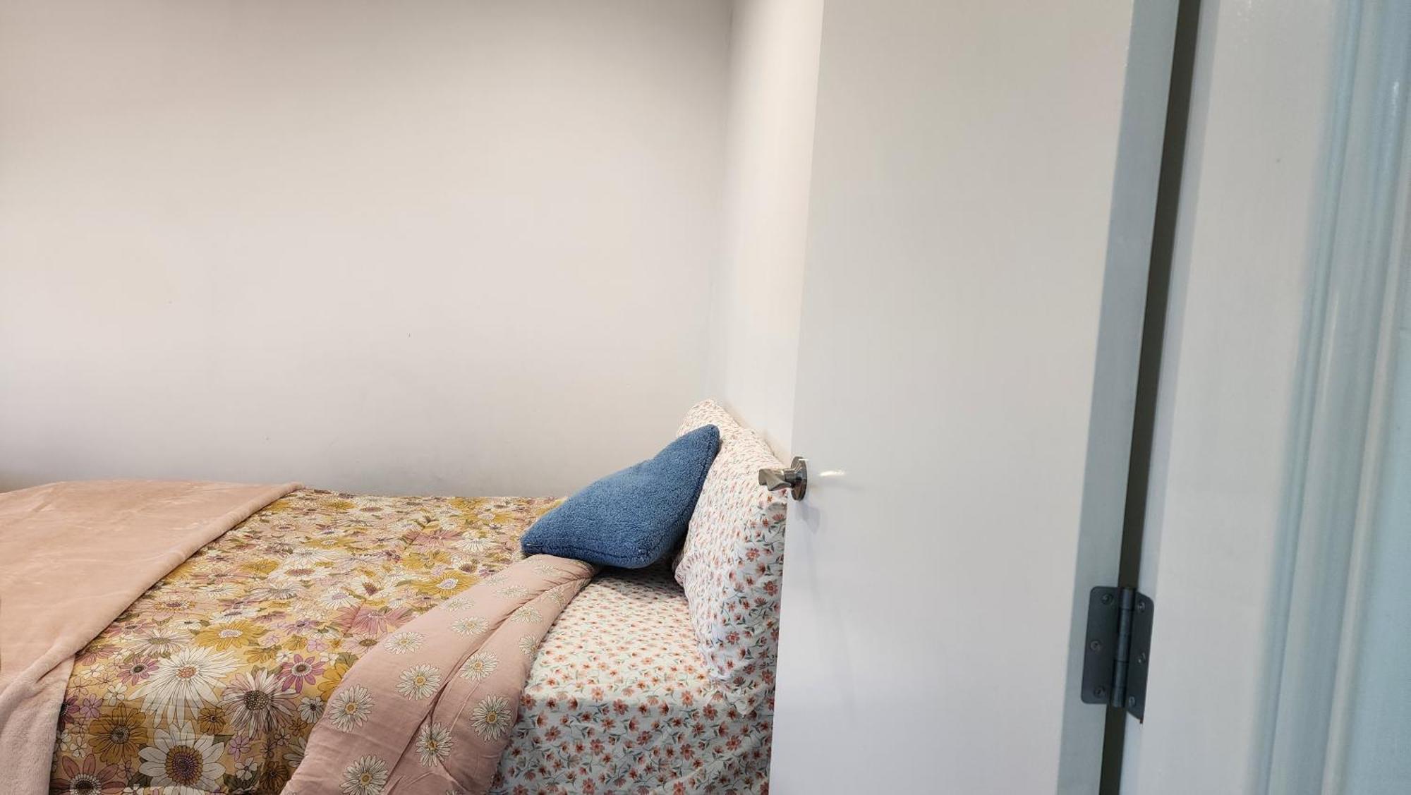 Oaktree Entire Holiday Home, Sleeps 8 To12 Rotorua Bagian luar foto
